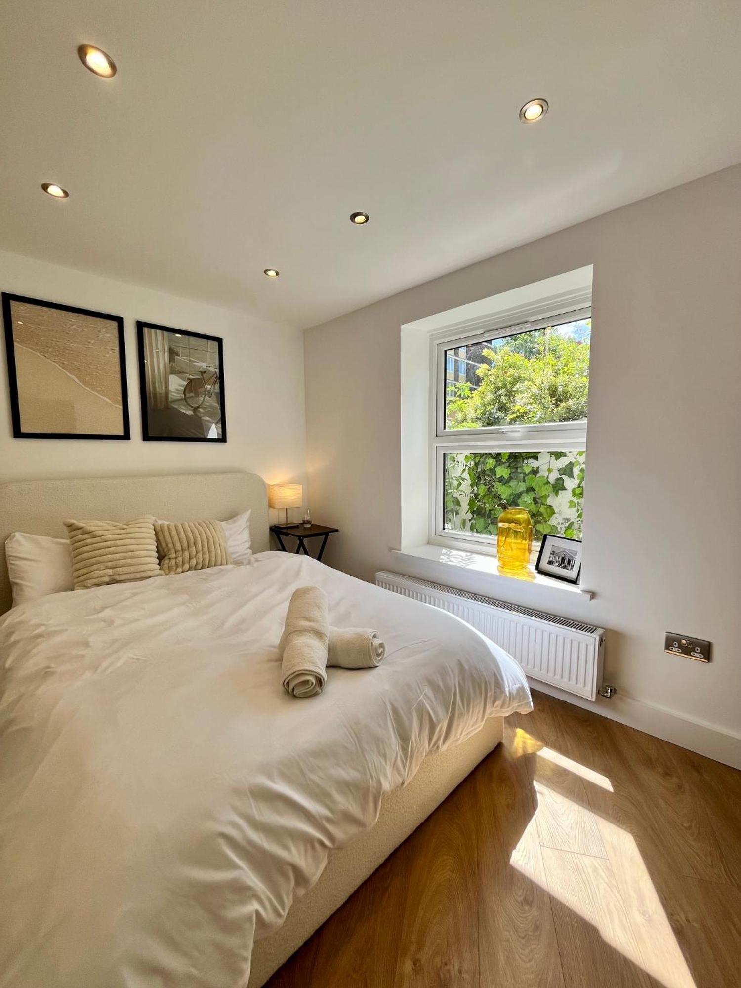 Cozy And Peaceful Apartment With Terrace In Hackney London Exterior photo