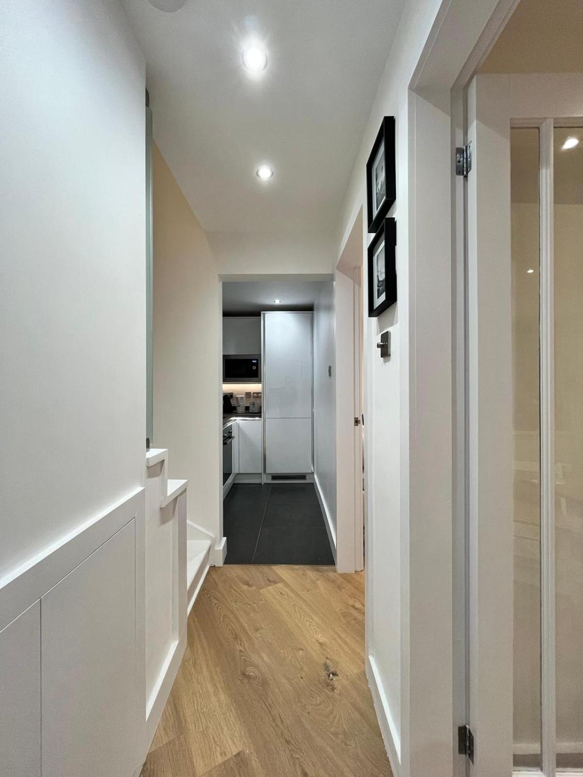 Cozy And Peaceful Apartment With Terrace In Hackney London Exterior photo